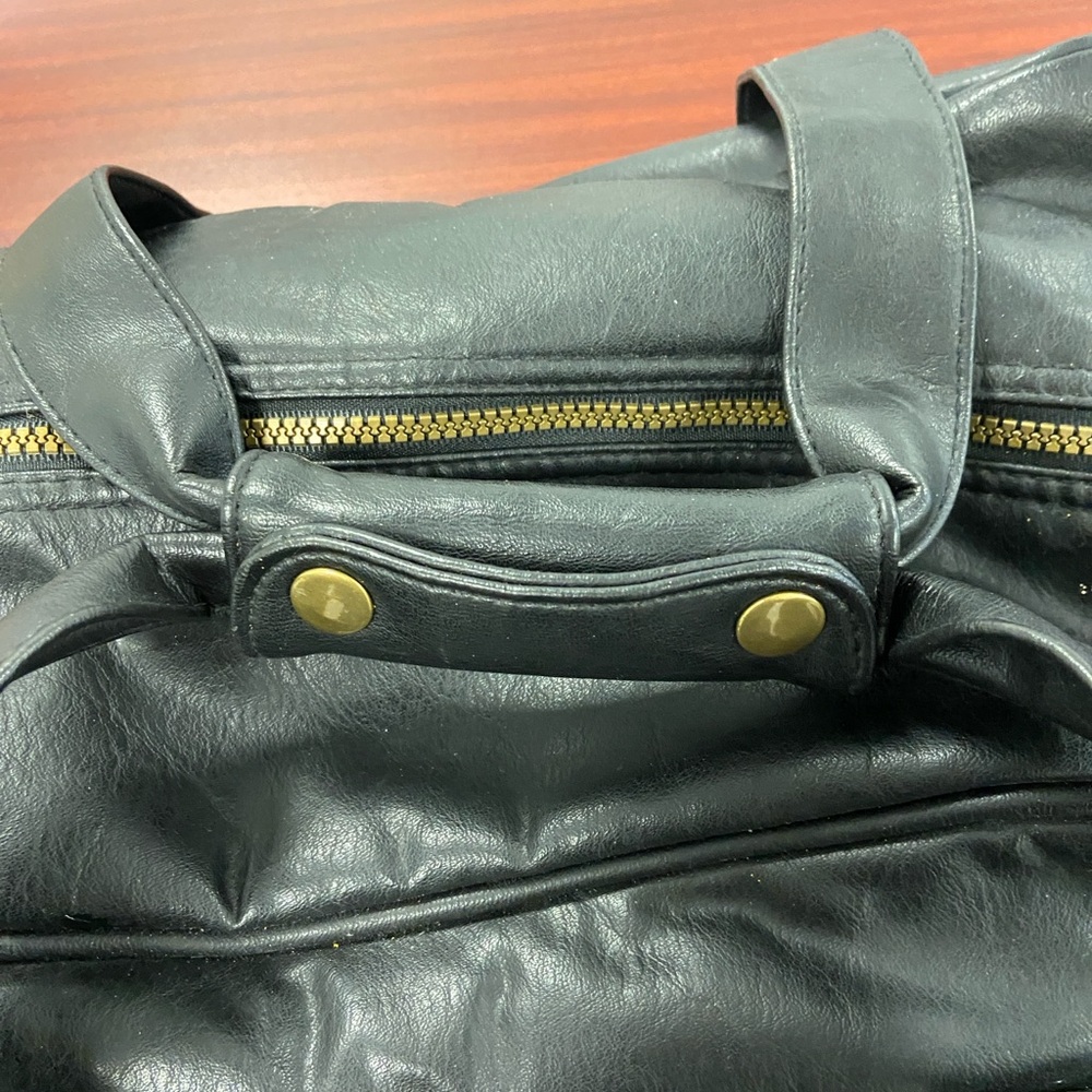 Vintage Cadillac The Luxury Leaders Black Leather Duffel Bag - Picture 3 of 10